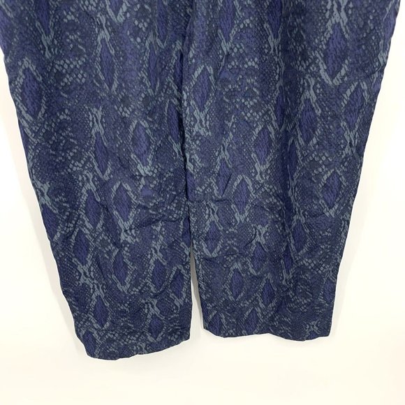 Banana Republic Jumpsuit Blue Snake Print Sleeveless V Neck - Picture 5 of 8